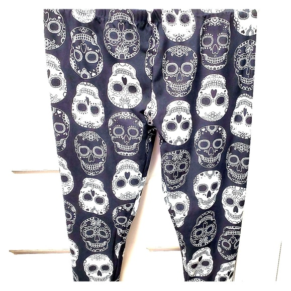 Other - Skull leggings
